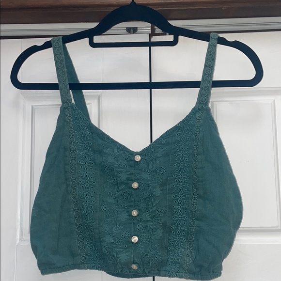 American Eagle Outfitters Tops - American Eagle Outfitters Green Crop Buttoned Tank Top
